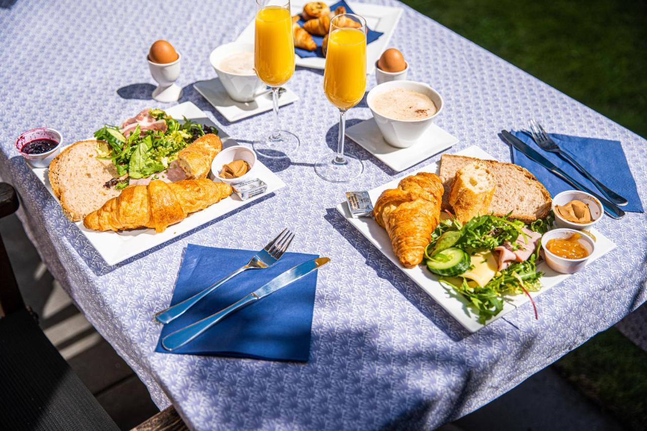 Fred&breakfast